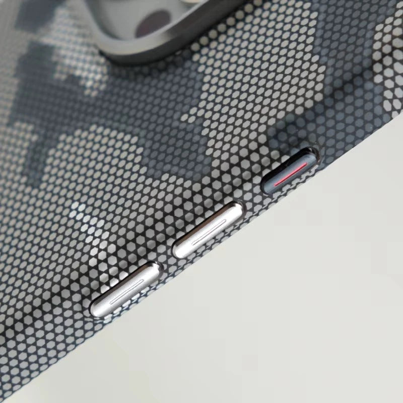 Coque Camouflage Graffiti Relief MagSafe