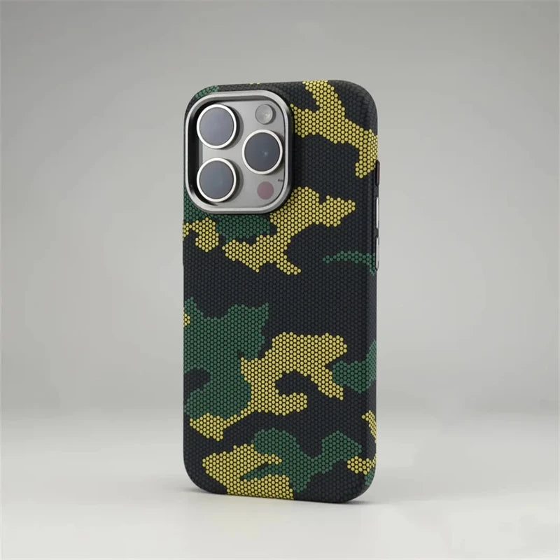 Coque Camouflage Graffiti Relief MagSafe