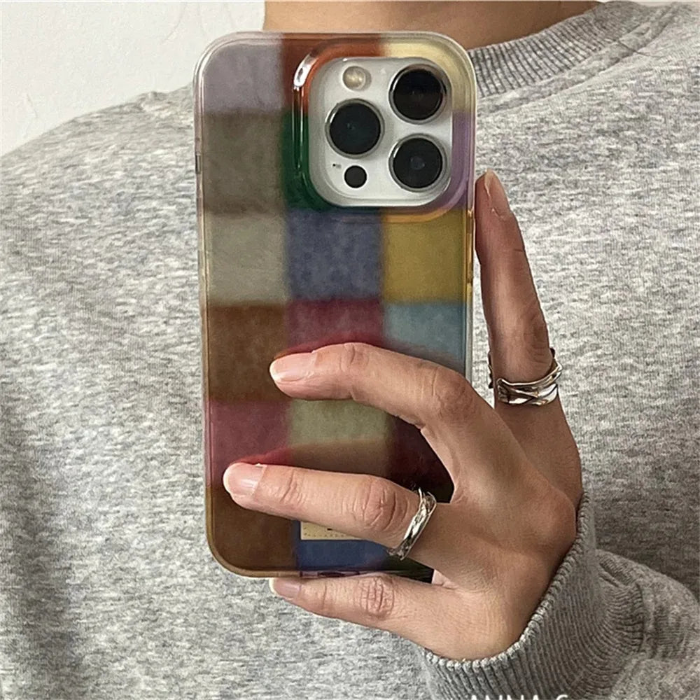 Coque Colorée Dopamine Carreaux – Style Fun & Transparent